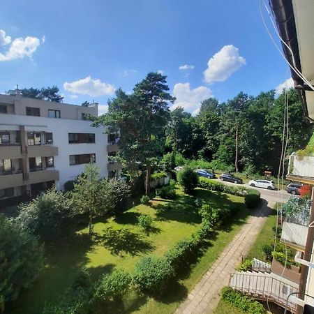 Apartamento Apartament Zorzy Przy Instytucie Kardiologii Anin Varsovia Exterior foto