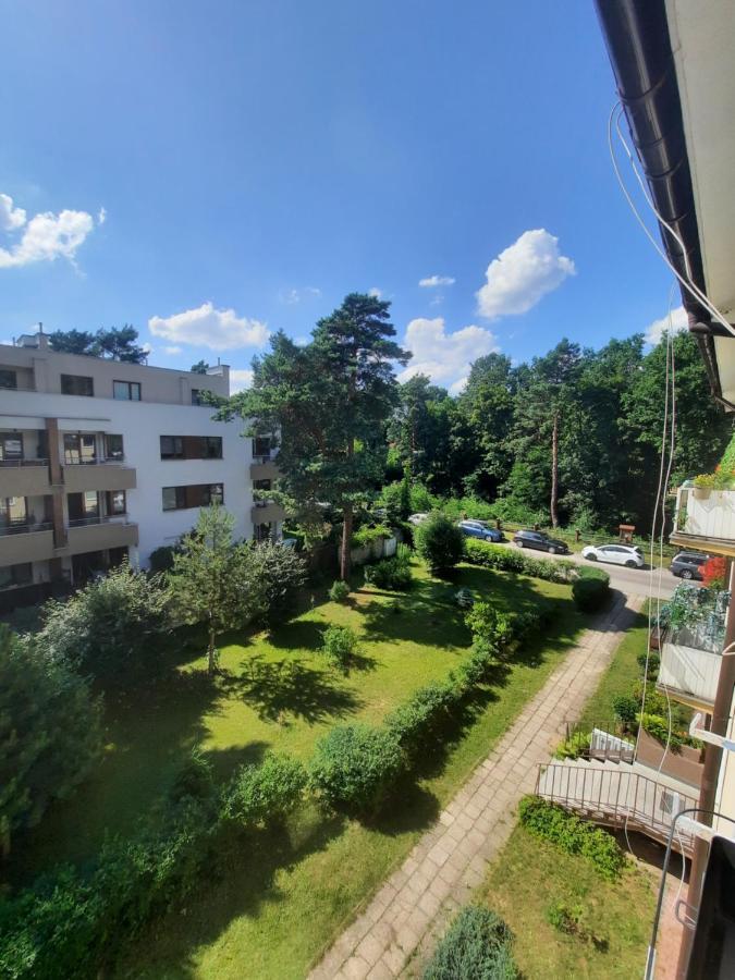 Apartamento Apartament Zorzy Przy Instytucie Kardiologii Anin Varsovia Exterior foto
