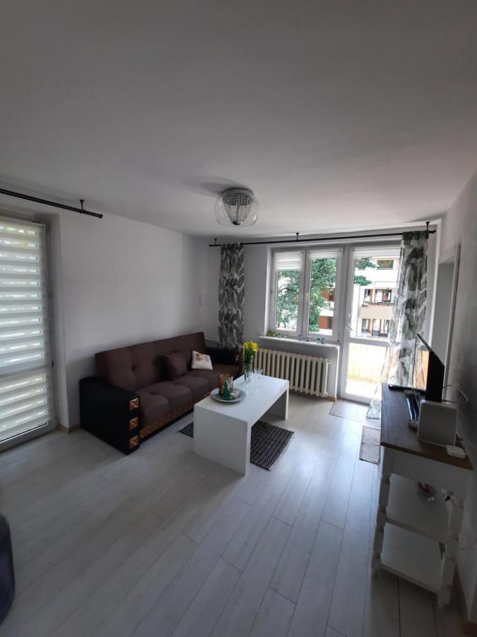 Apartamento Apartament Zorzy Przy Instytucie Kardiologii Anin Varsovia Exterior foto